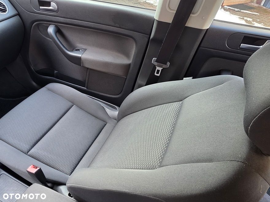 Volkswagen Golf Plus 1.2 TSI Comfortline - 23