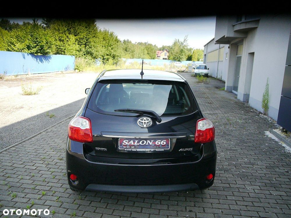 Toyota Auris 1.33 VVT-i Terra - 13