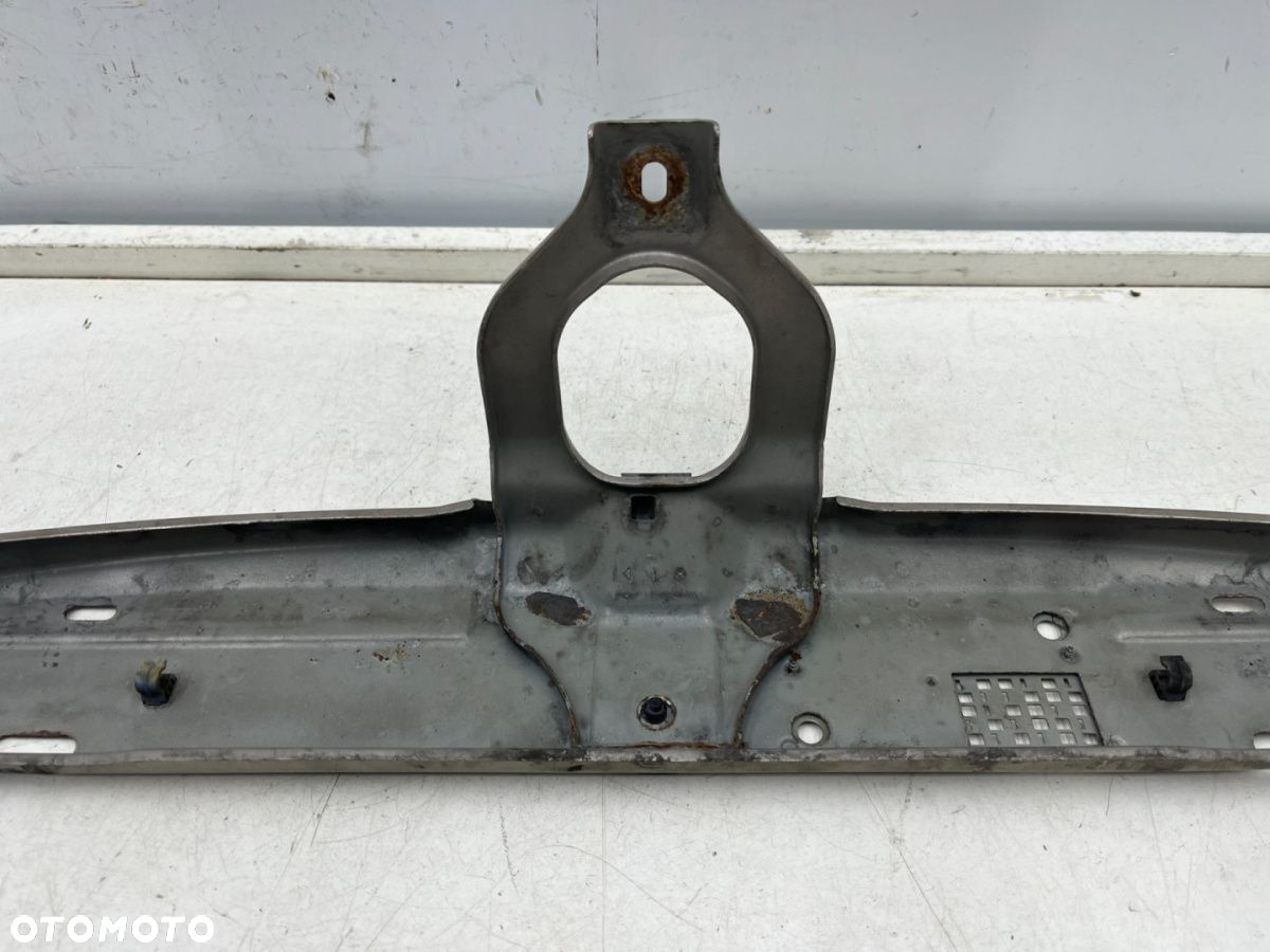 Pas przedni Mercedes w210 95-99r. przedlift górne wzmocnienie pasa wspornik oryginalne - 10