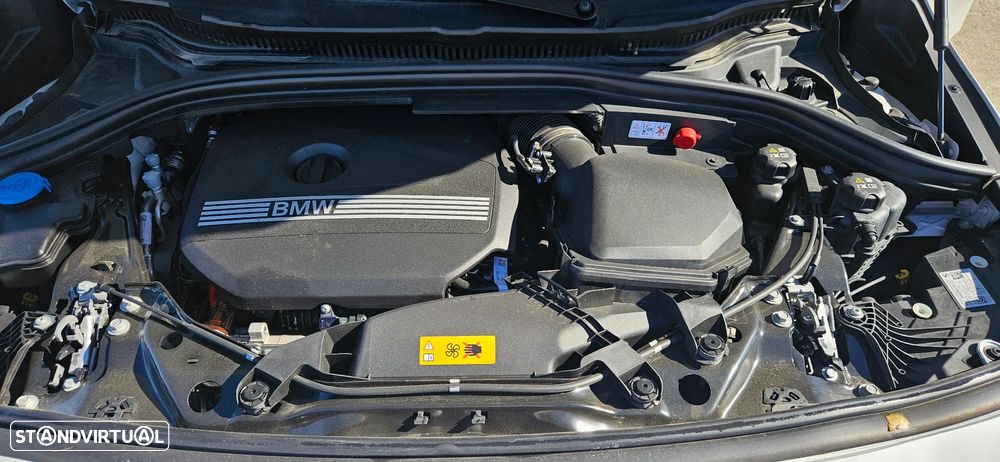 BMW 225xe Active Tourer - 24