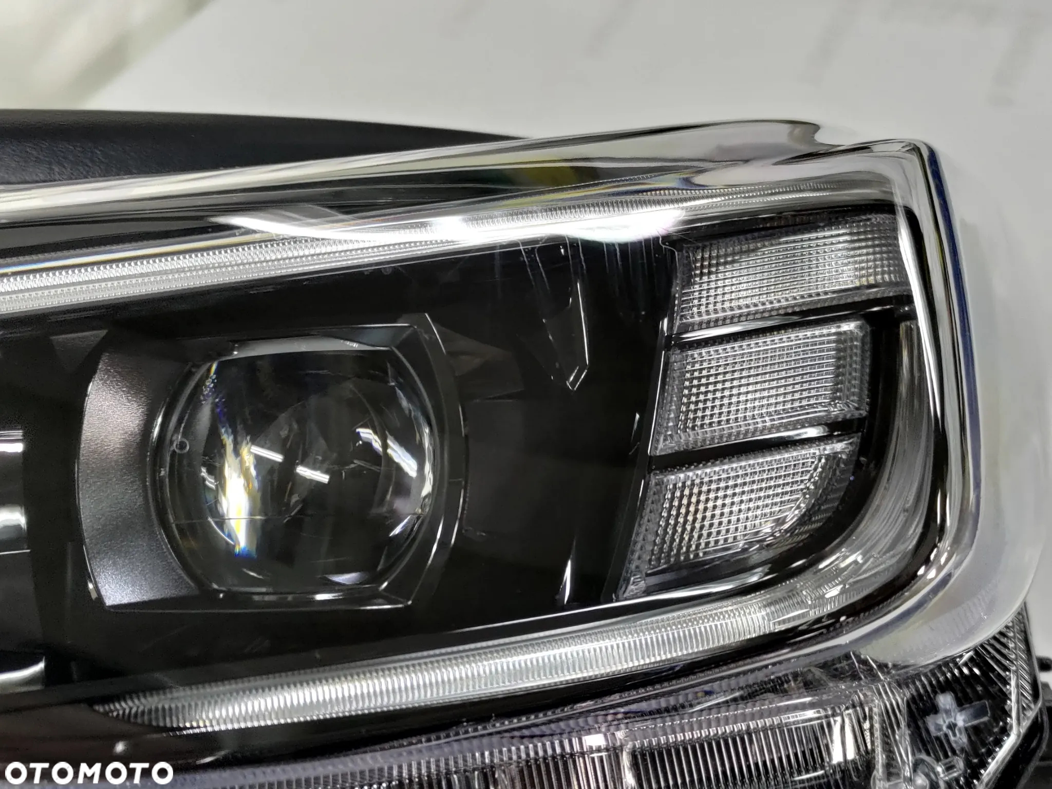LAMPA LED LEWY PRZÓD SUBARU XV CROSSTREK 22- - 6