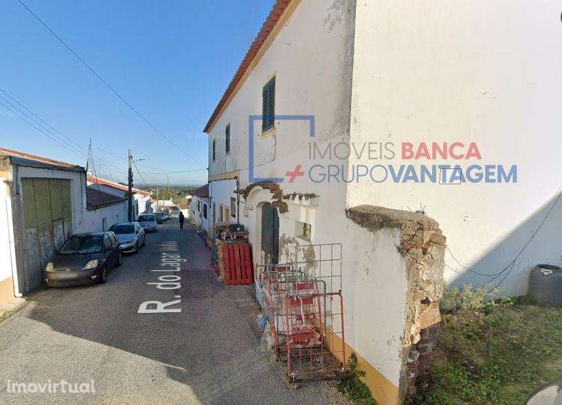 Apartamento no 1º andar localizado no centro de Viana do Alentejo - Grande imagem: 2/7