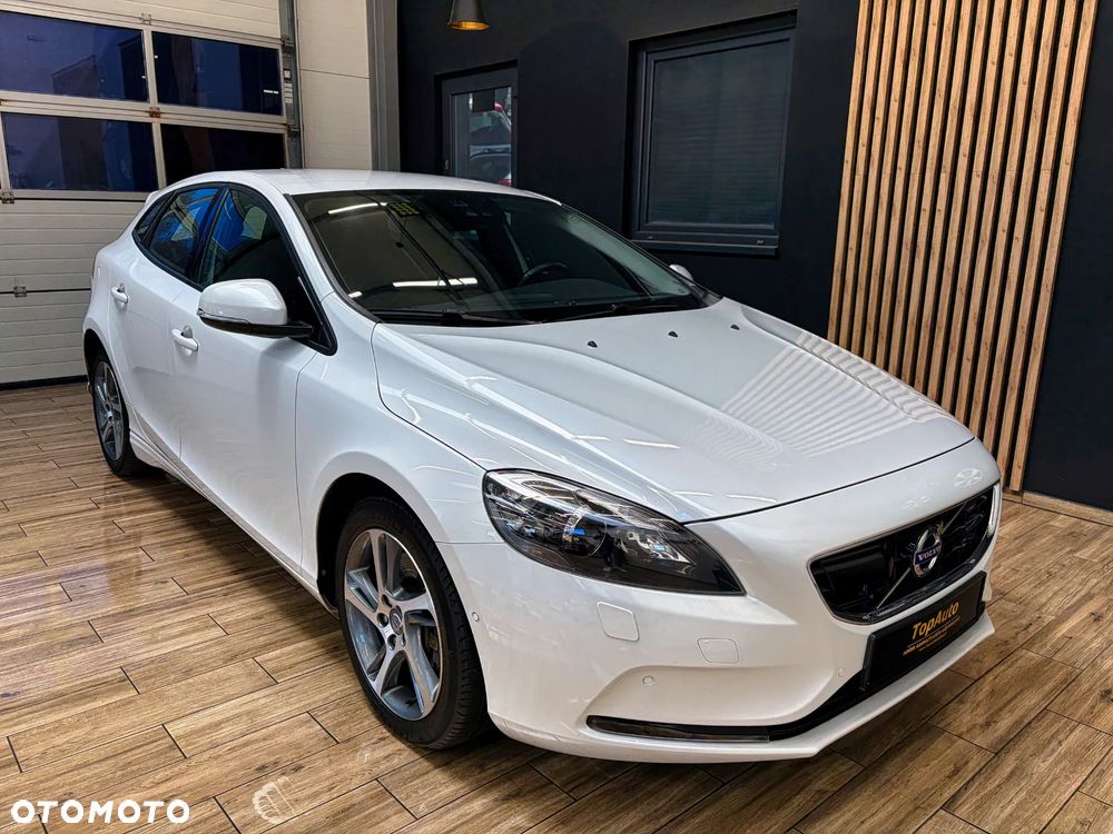 Volvo V40 D4 Geartronic Momentum - 5