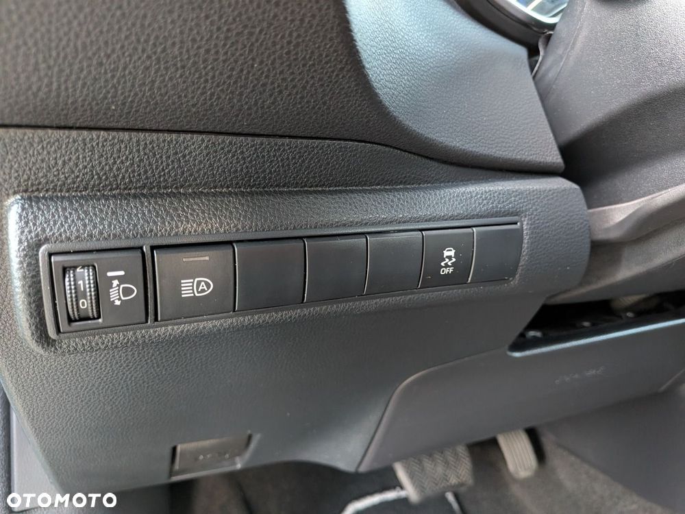 Toyota Corolla 2.0 Hybrid Comfort - 29