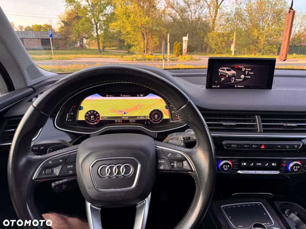 Audi Q7 - 16