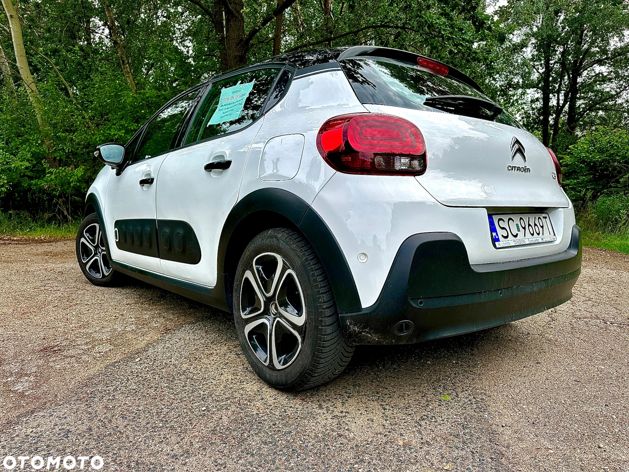 Citroën C3 1.2 PureTech GPF Shine - 6