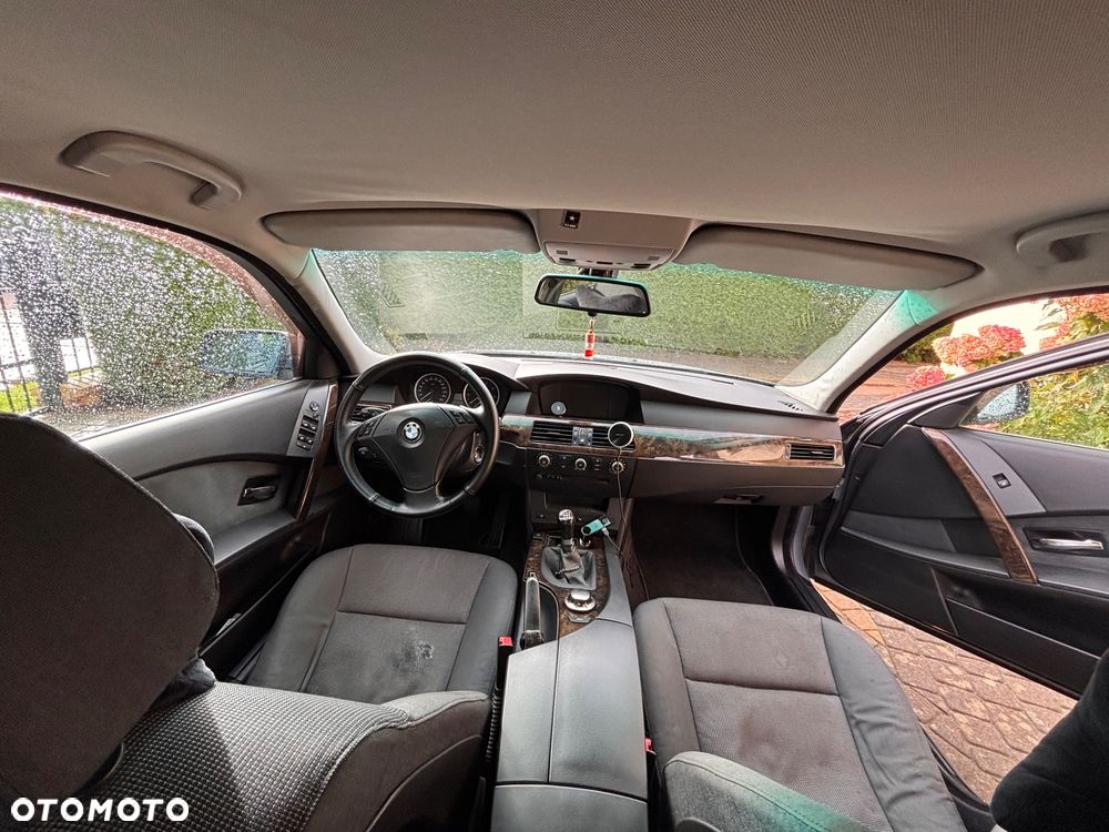 BMW Seria 5 2004 photo 5