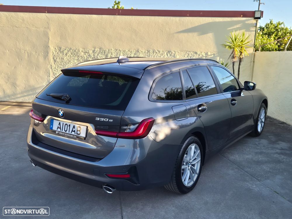 BMW 330 e Auto - 17