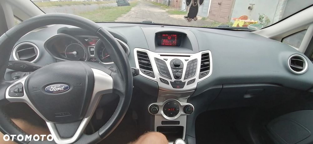 Ford Fiesta 1.25 Ambiente EU5 - 12