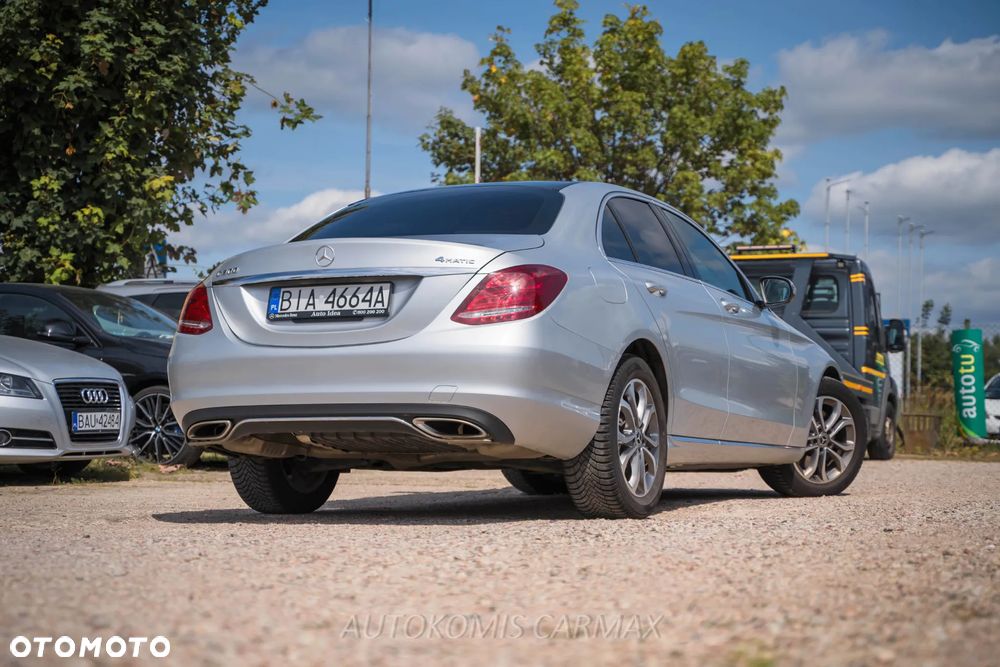 Mercedes-Benz Klasa C 300 7G-TRONIC - 7