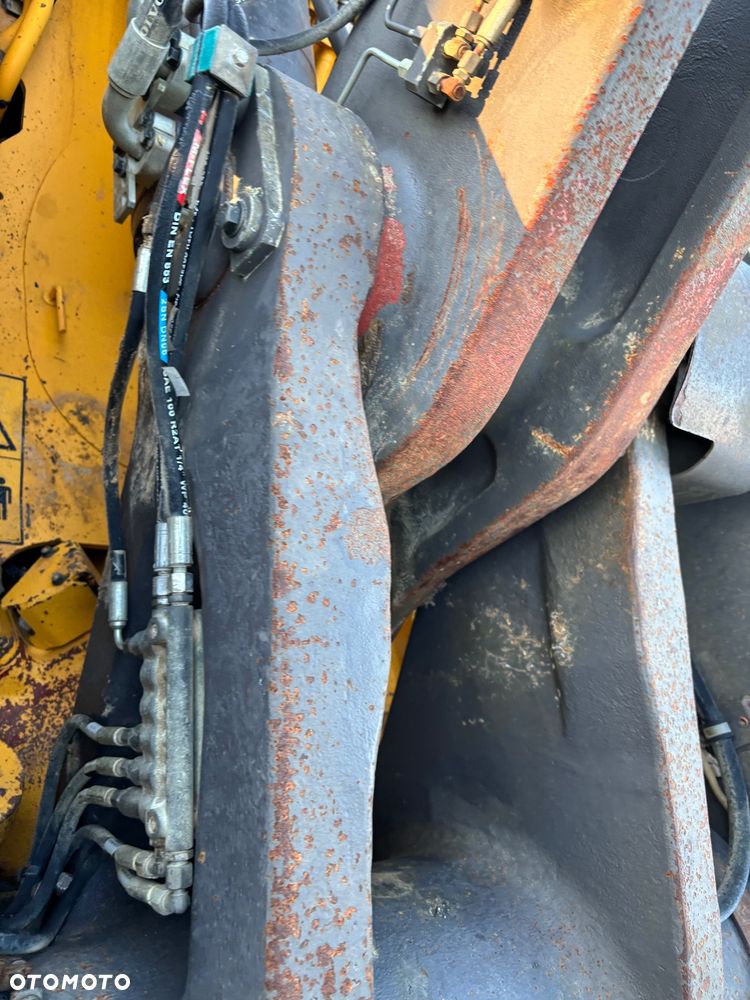 Volvo L150H rok 2016, 26ton, 4,2m3 opony 70%, bdb - 37