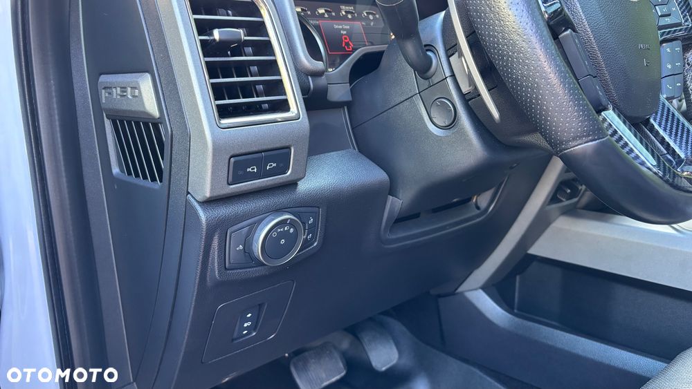 RAM 1500 5.7 eTorque Crew Cab Shortbed Limited Black - 32