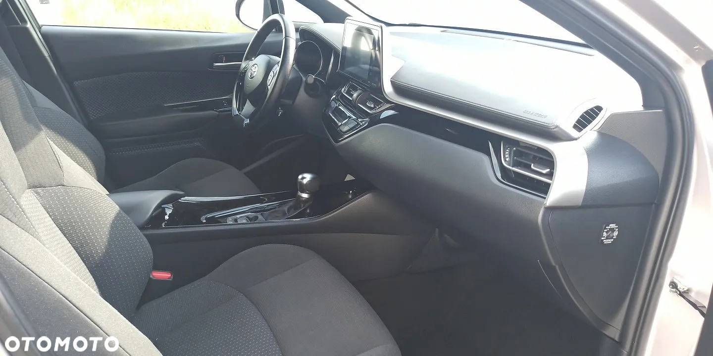 Toyota C-HR 1.8 Hybrid Comfort - 29