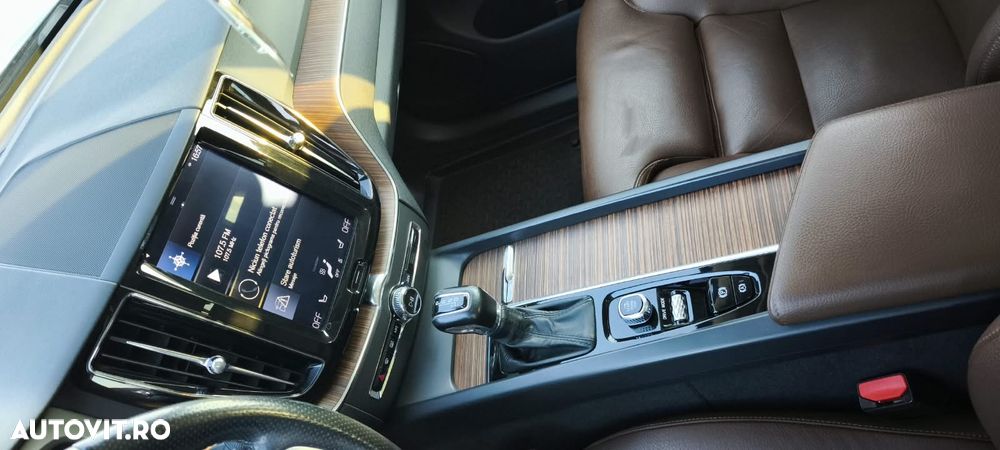 Volvo XC 60 D4 AWD Inscription - 18