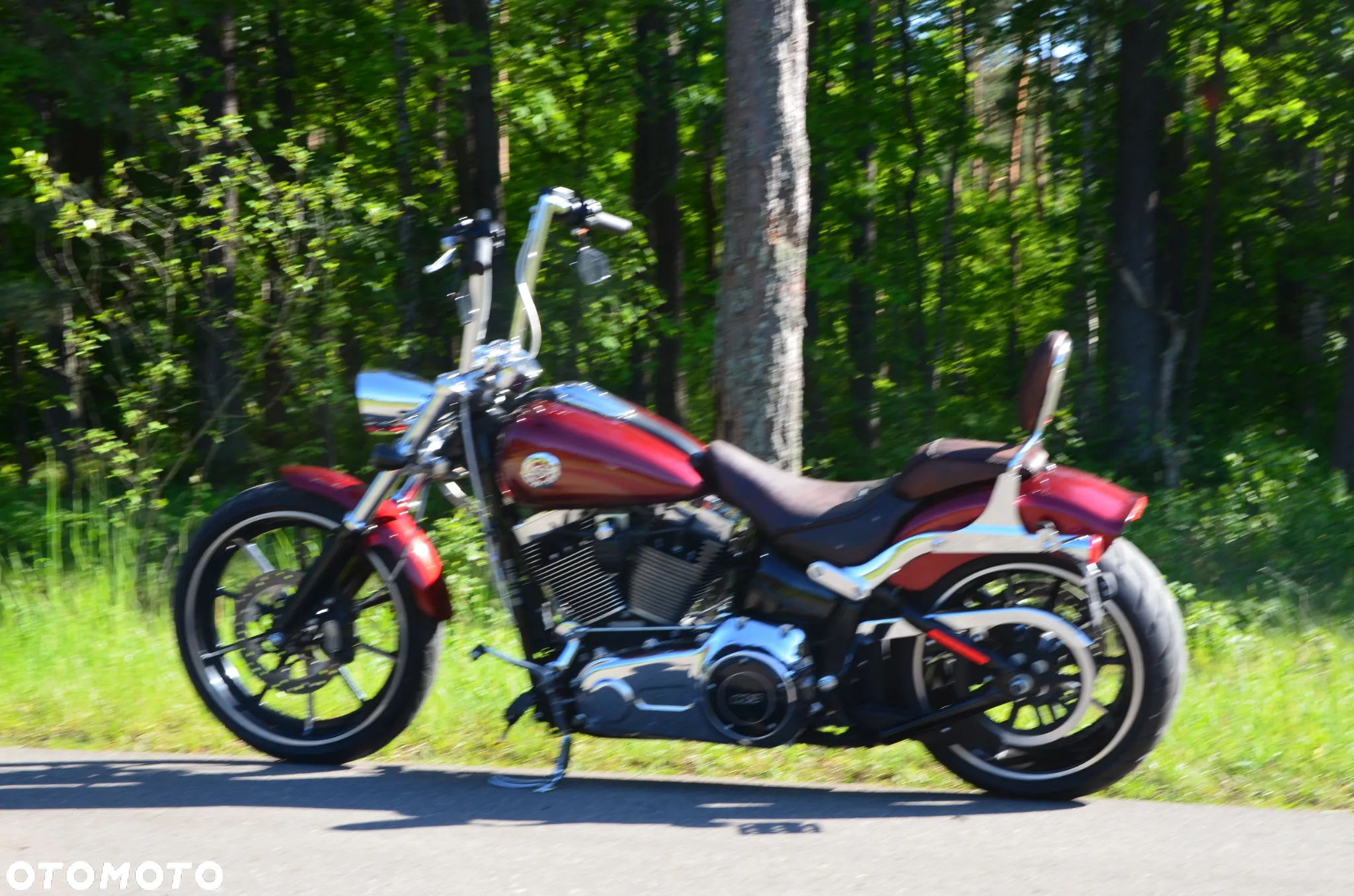 Harley-Davidson Softail Breakout - 21