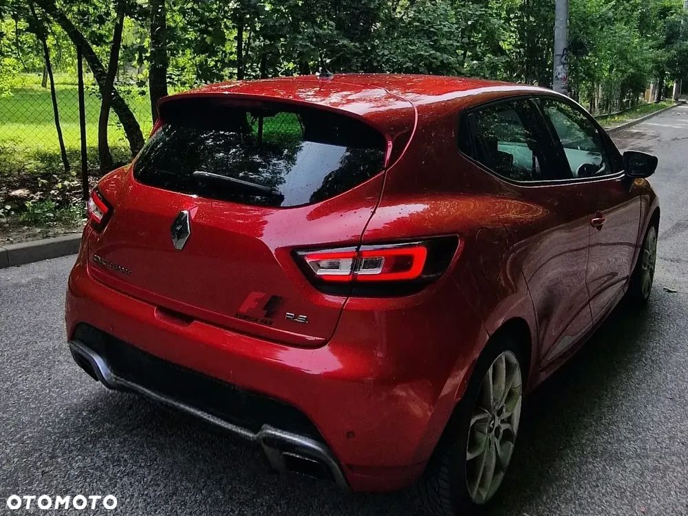 Renault Clio - 6