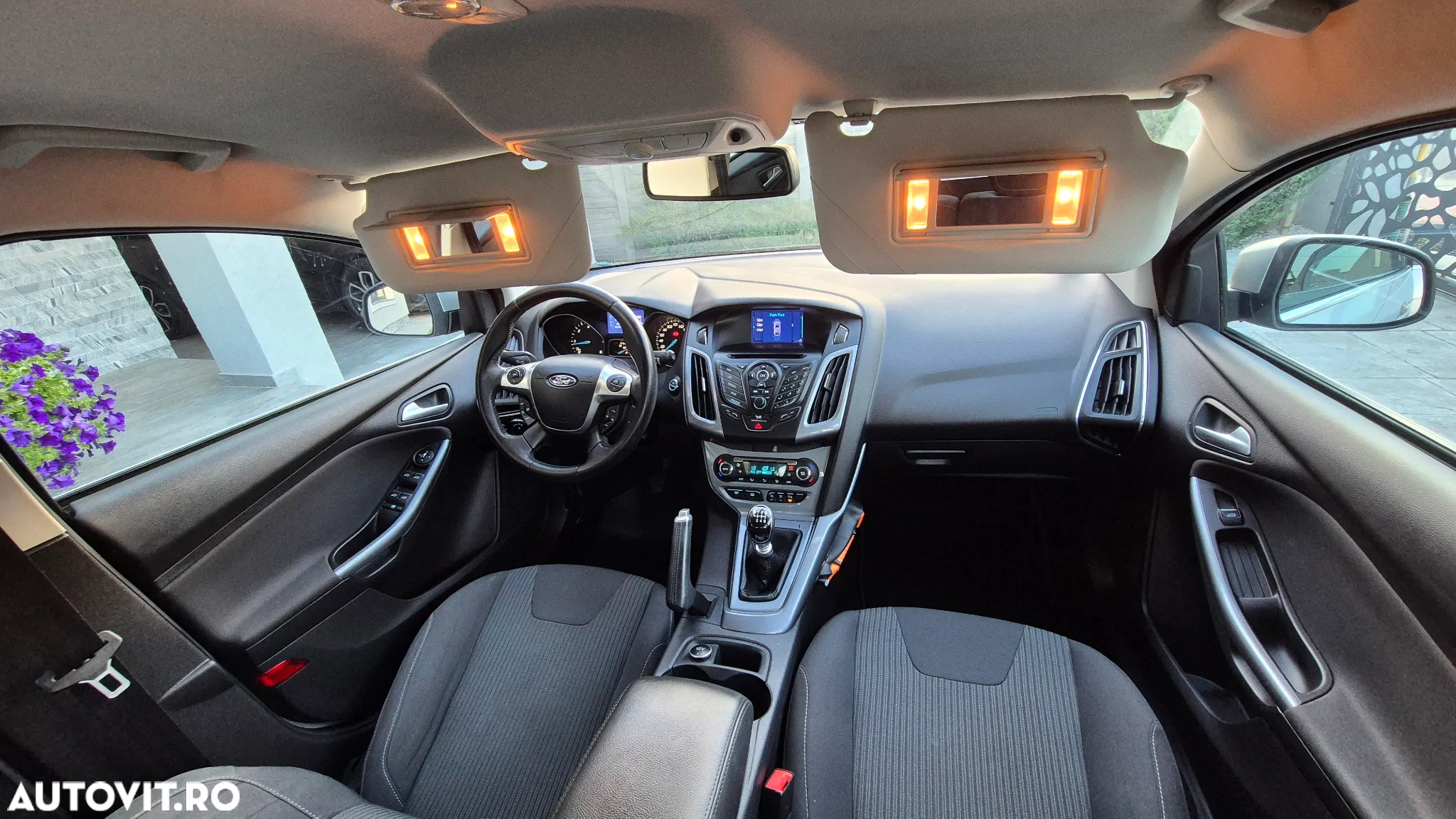 Ford Focus 1.6 TDCi DPF Start-Stopp-System Titanium - 13