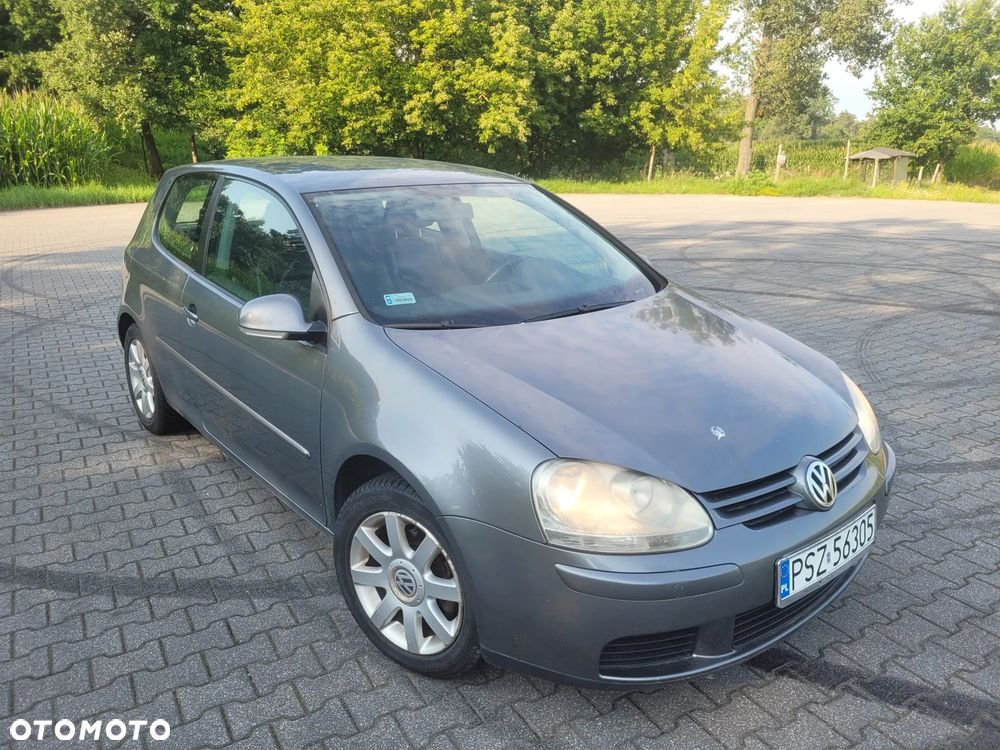 Volkswagen Golf - 10