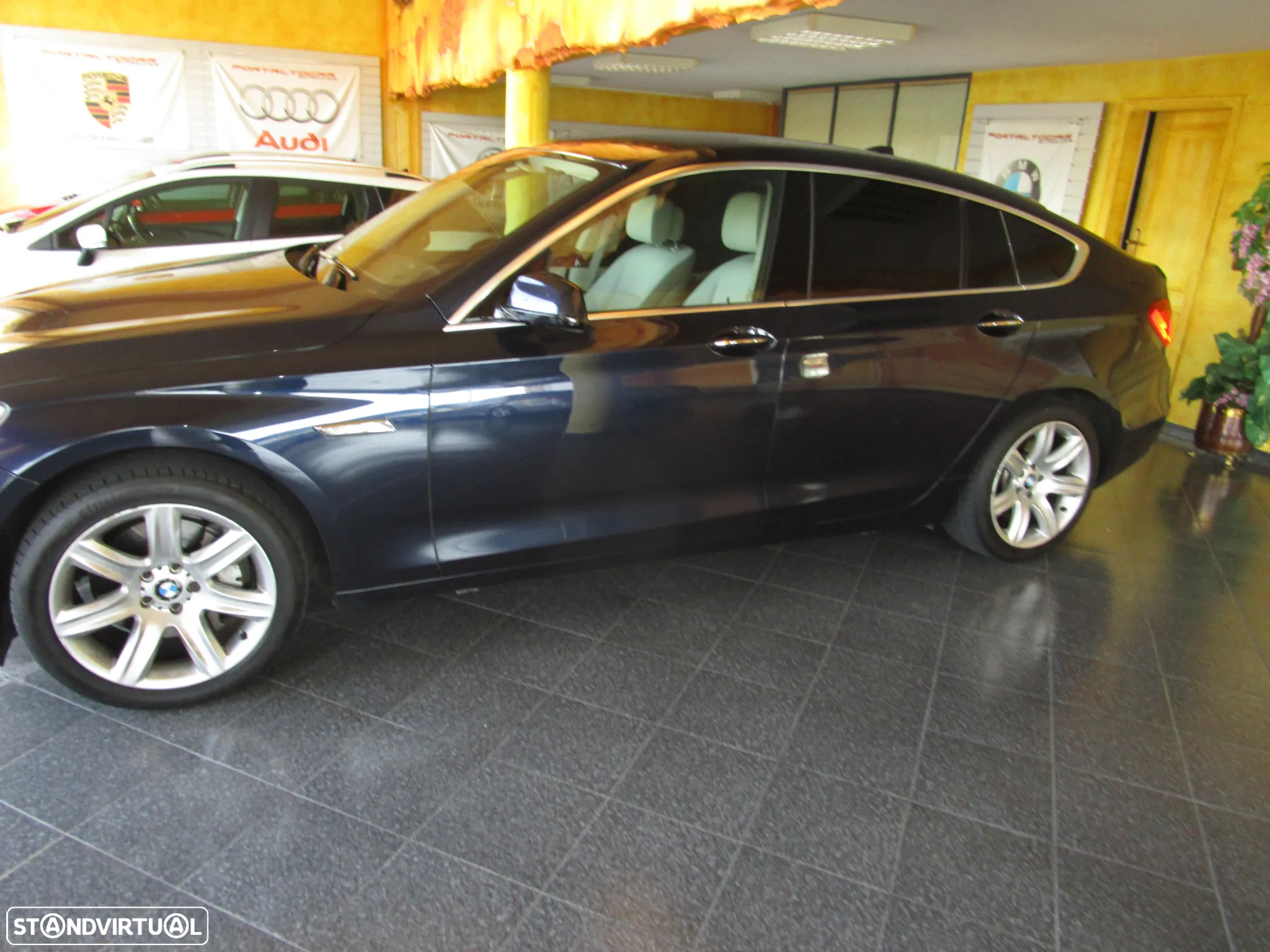 BMW 520 Gran Turismo d Line Luxury - 55