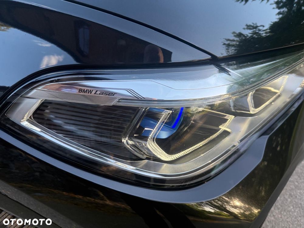 BMW X6 xDrive40d mHEV - 17