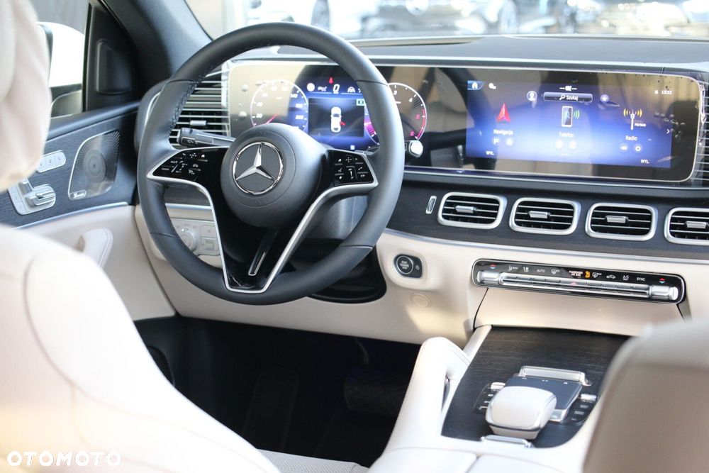 Mercedes-Benz GLE - 13