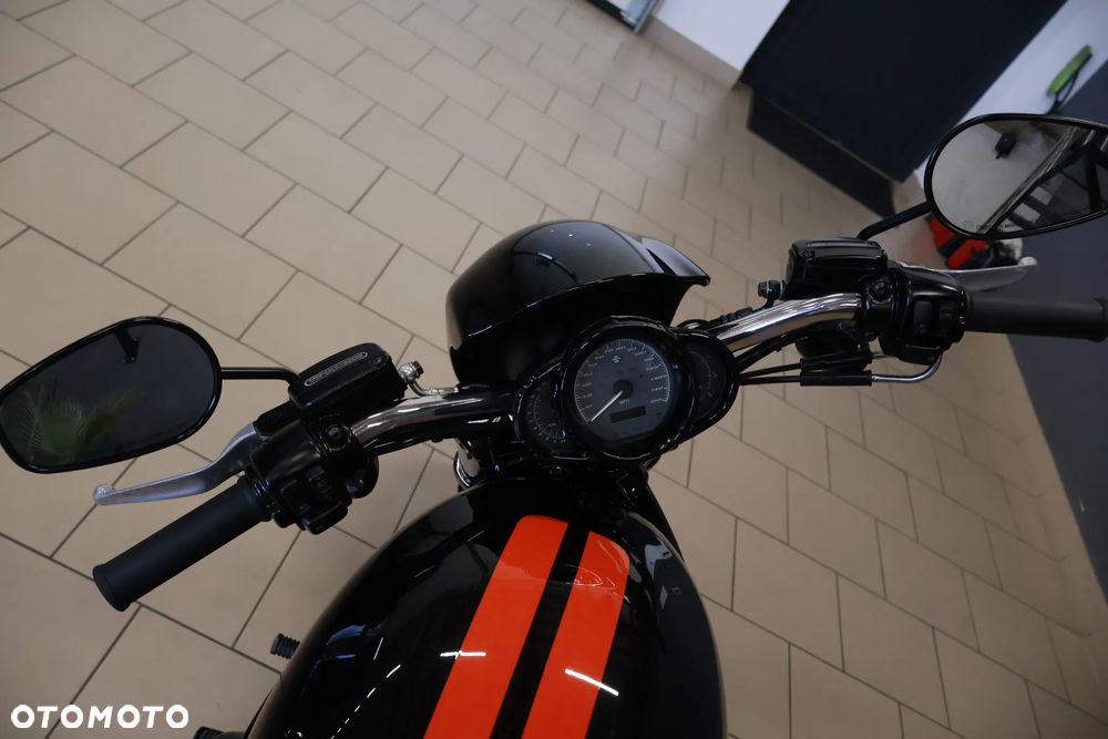 Harley-Davidson V-Rod Night Rod - 5