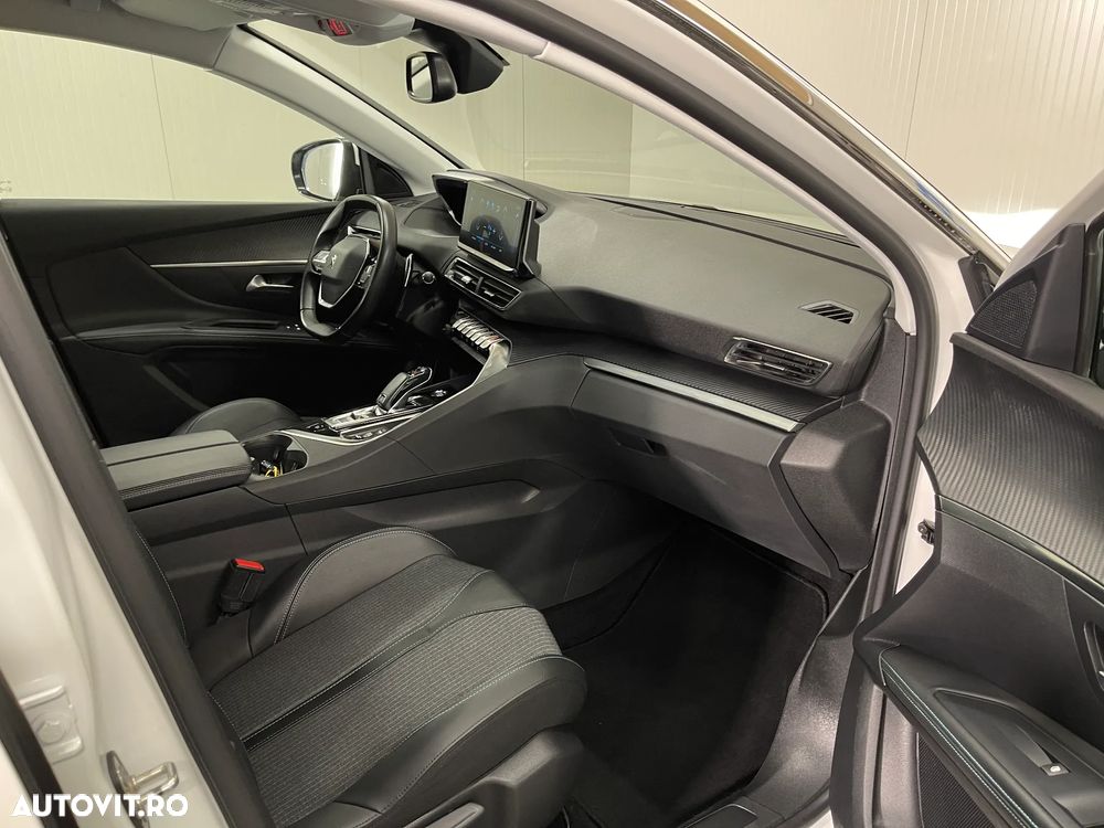 Peugeot 5008 1.5L BlueHDI EAT8 S&S Allure - 9