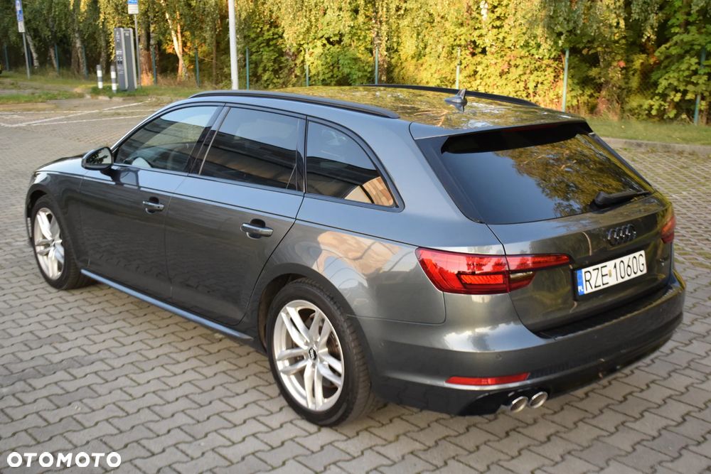 Audi A4 Avant - 6