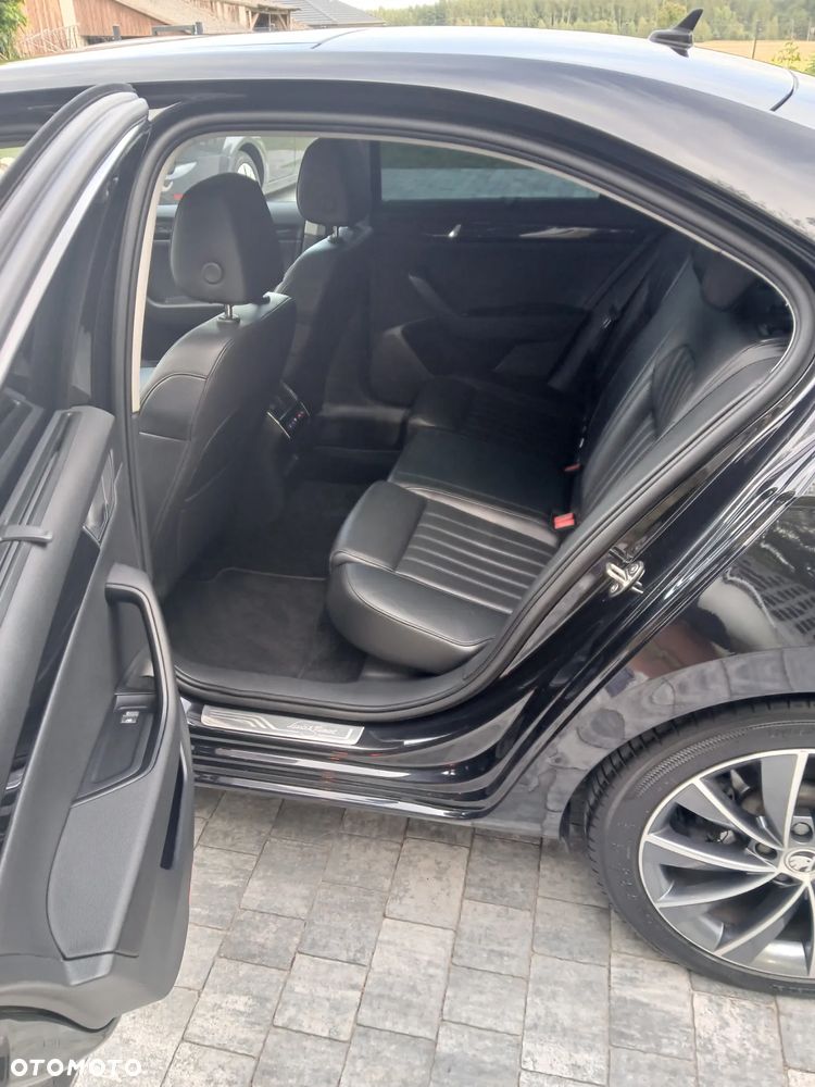 Skoda Superb 2.0 TDI DSG L&K - 16