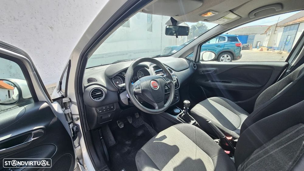 Fiat Punto 1.2 Lounge S&S - 10