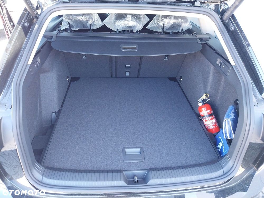 Volkswagen Golf Variant - 6