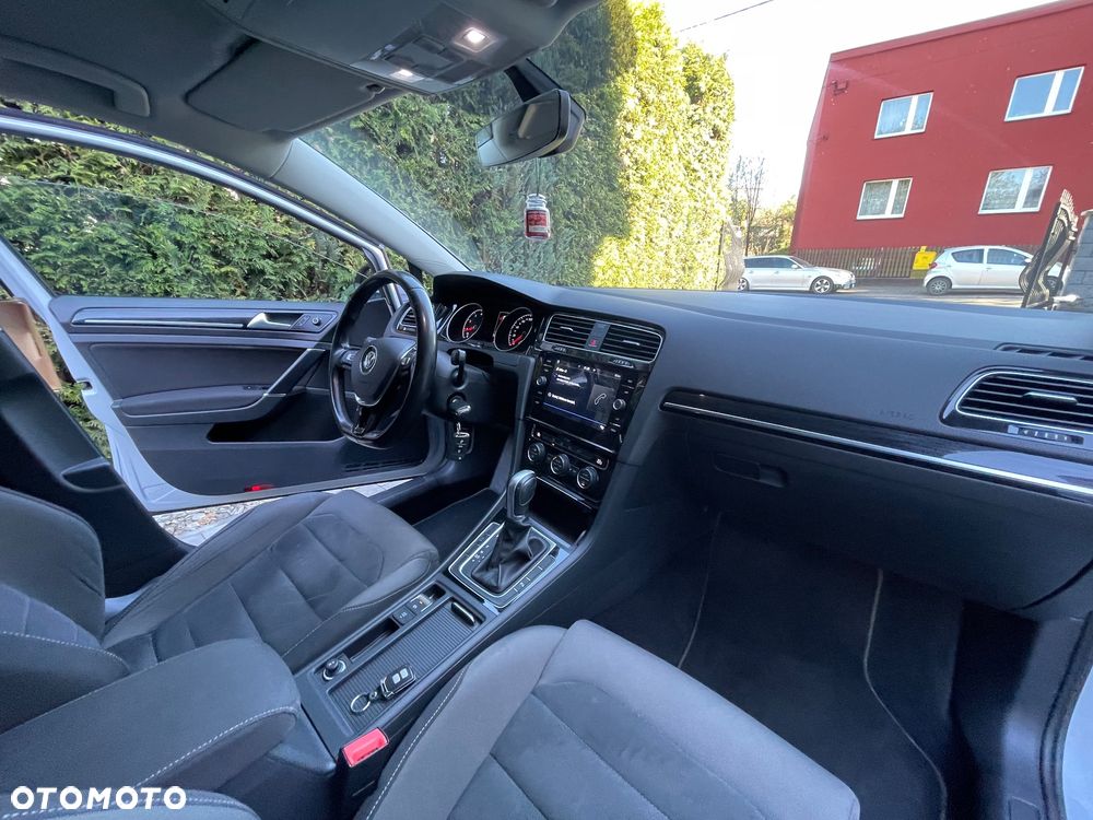 Volkswagen Golf 1.4 TSI BMT Highline DSG - 24