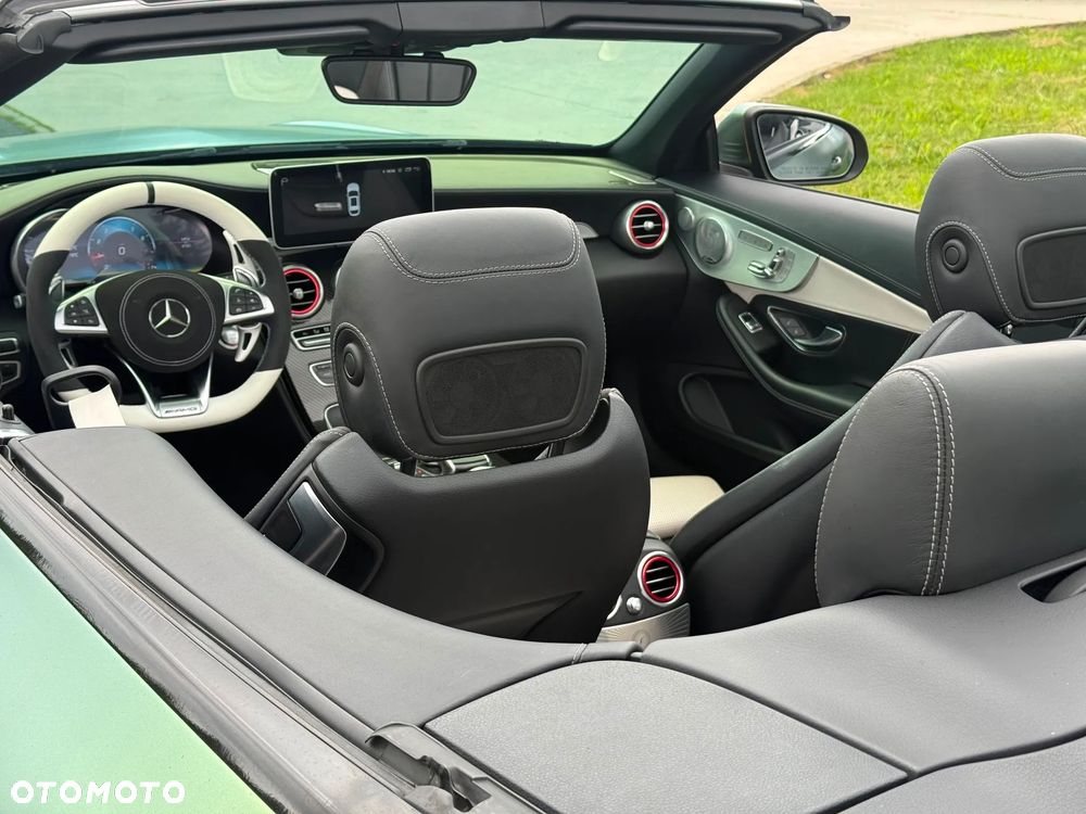 Mercedes-Benz Klasa C AMG 63 S AMG Speedshift 7G-MCT - 26