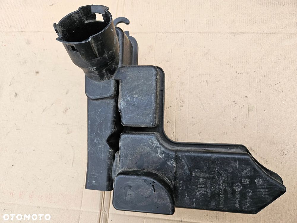 Peugeot 207 1.4 VTi rezonator wlot  powietrza 9685044680 - 2