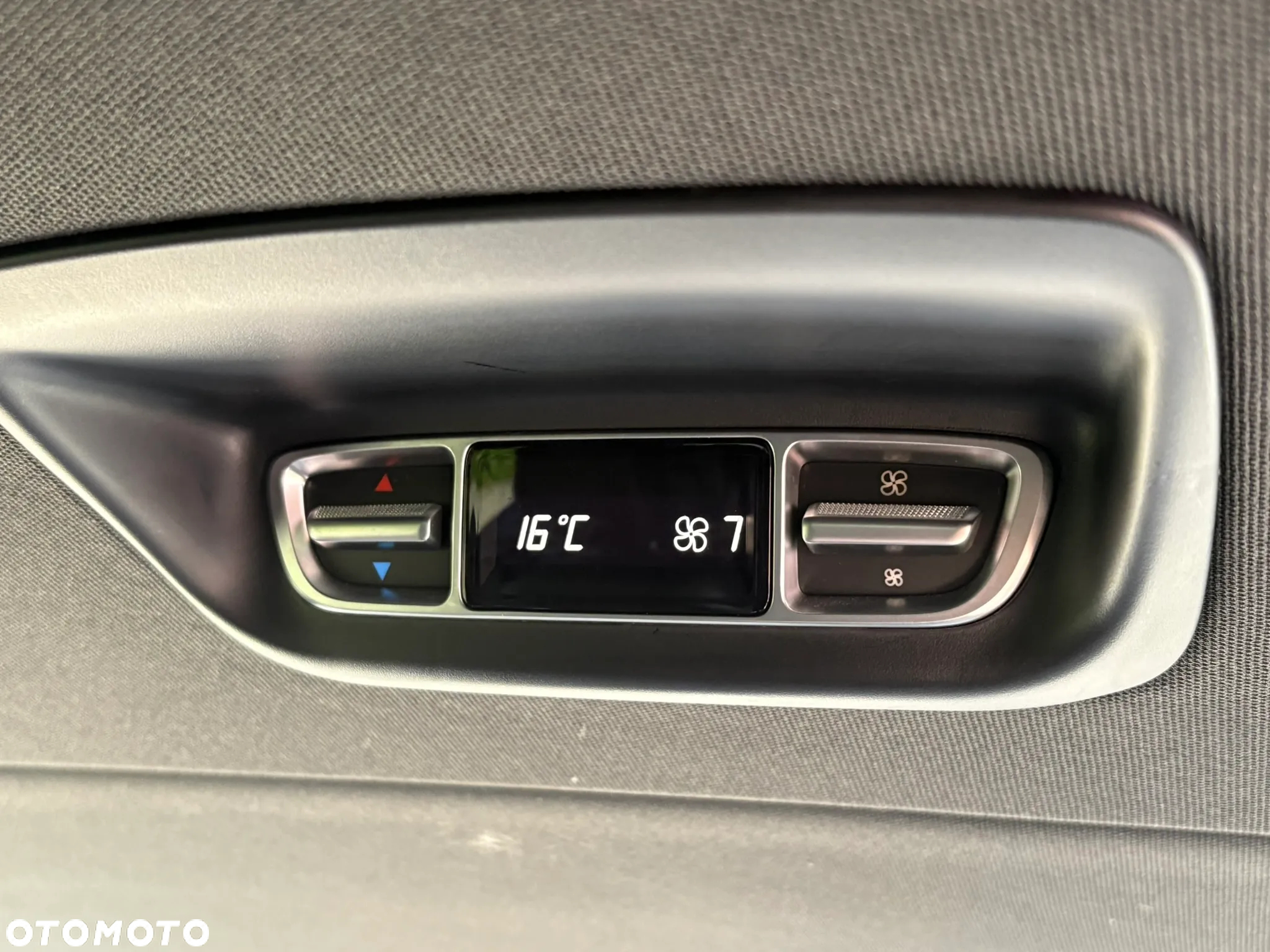 Mercedes-Benz Klasa V 300 d Exclusive 9G-Tronic (d³ugi) - 20