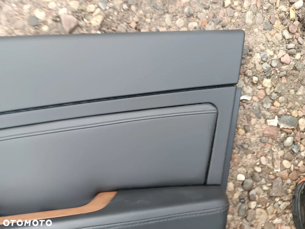 2008-2011 CADILLAC STS TAPICERKA BOCZEK PRZEDNI PRAWY SKÓRA - 2