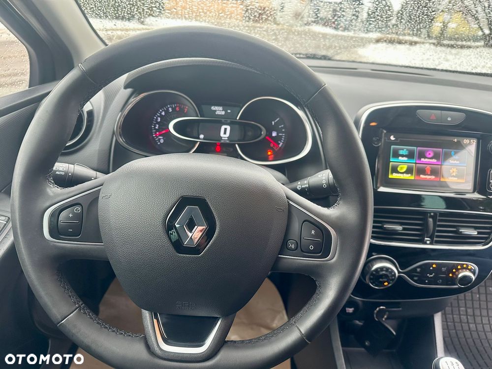 Renault Clio - 5