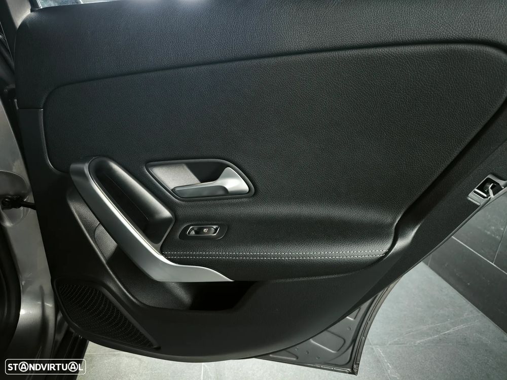 Mercedes-Benz A 180 d Progressive Aut. - 40