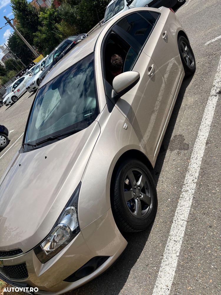 Chevrolet Cruze 1.6 Ecotec LT+ - 2