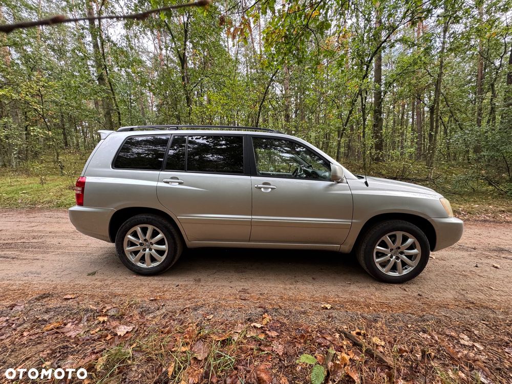 Toyota Highlander 3.0 V6 - 8