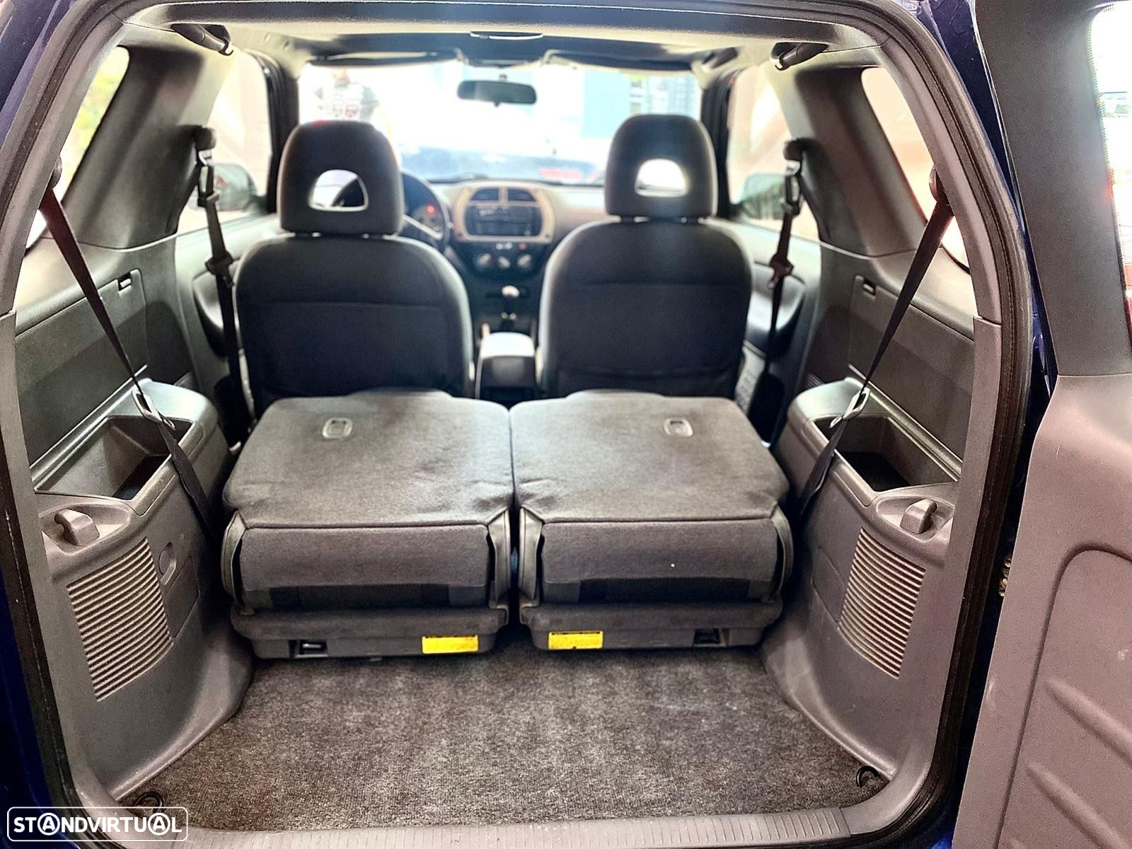 Toyota RAV4 2.0 VVT-i Pack 2 - 28