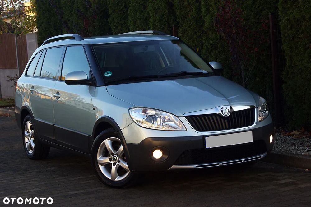 Skoda Fabia 1.2 TSI Scout - 3