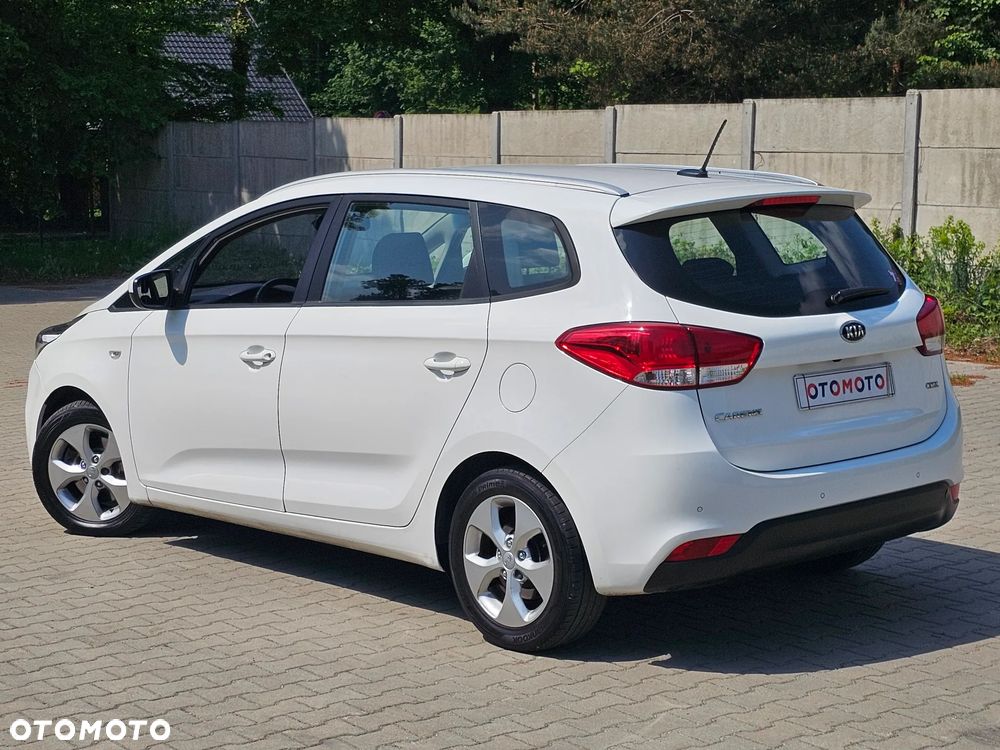 Kia Carens 1.7 CRDi 115 Dream Team Edition - 6