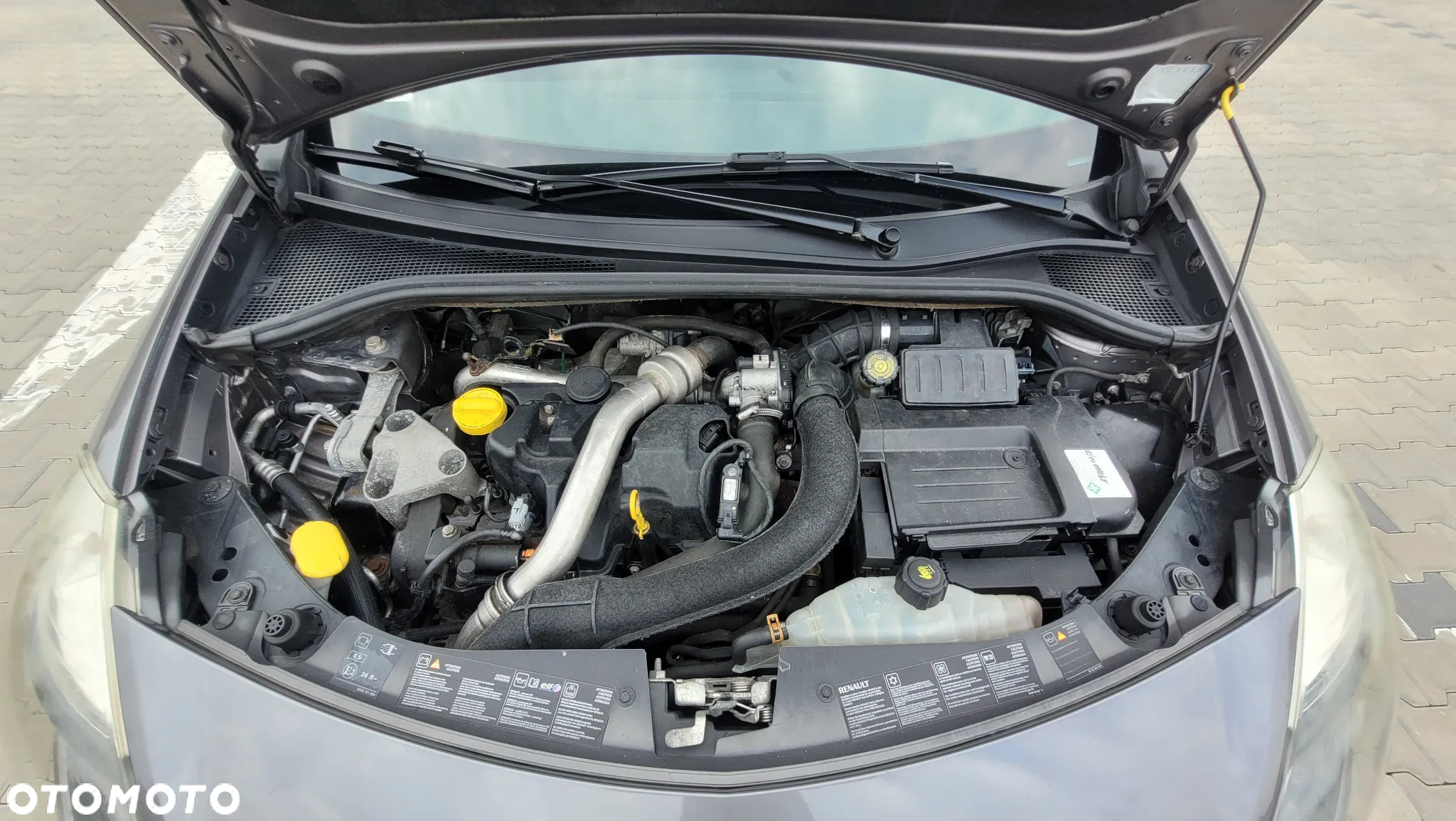 Renault Clio 1.5 dCi 85 FAP Grandtour Dynamique - 23