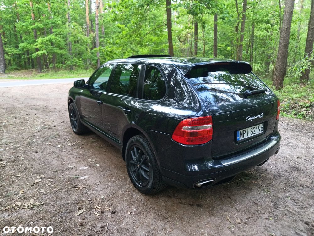 Porsche Cayenne - 31
