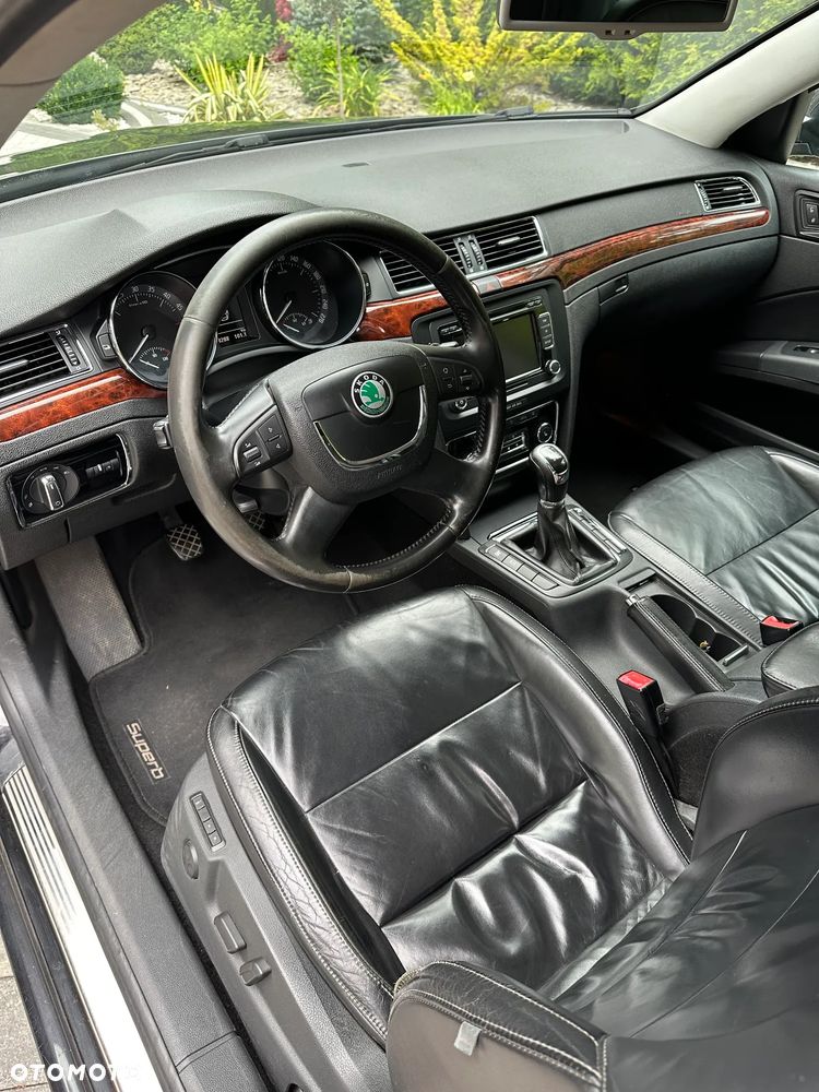 Skoda Superb 2.0 TDI Elegance - 10