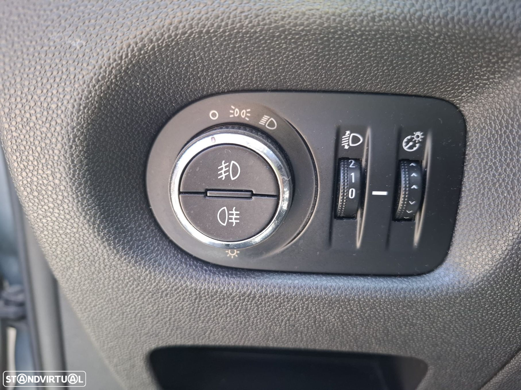 Opel Corsa 1.2 Go! FlexFuel - 27