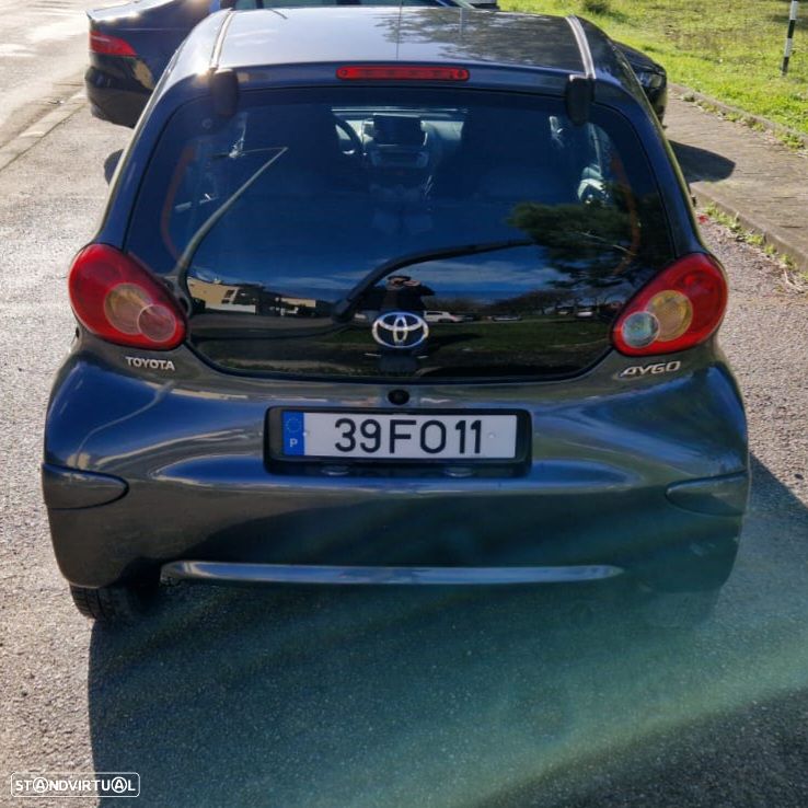 Toyota Aygo 1.0 + AC - 5
