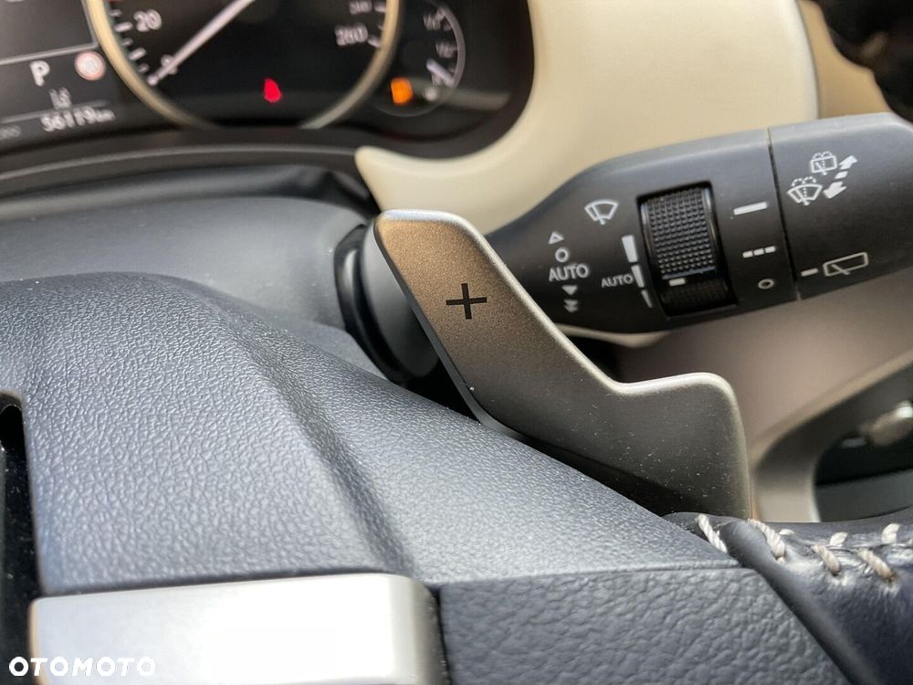 Lexus NX 300 F Impression AWD - 25