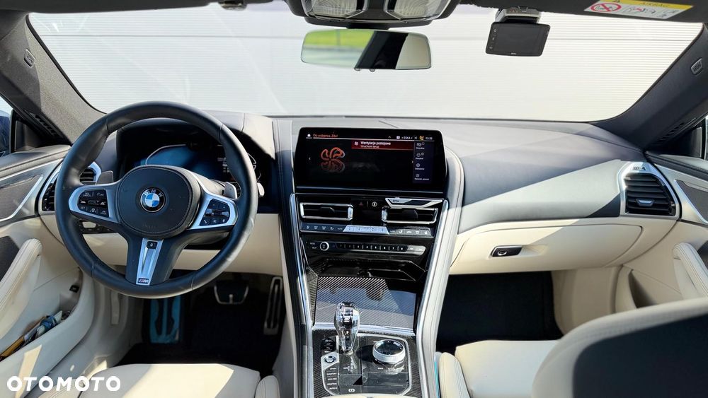 BMW Seria 8 - 18